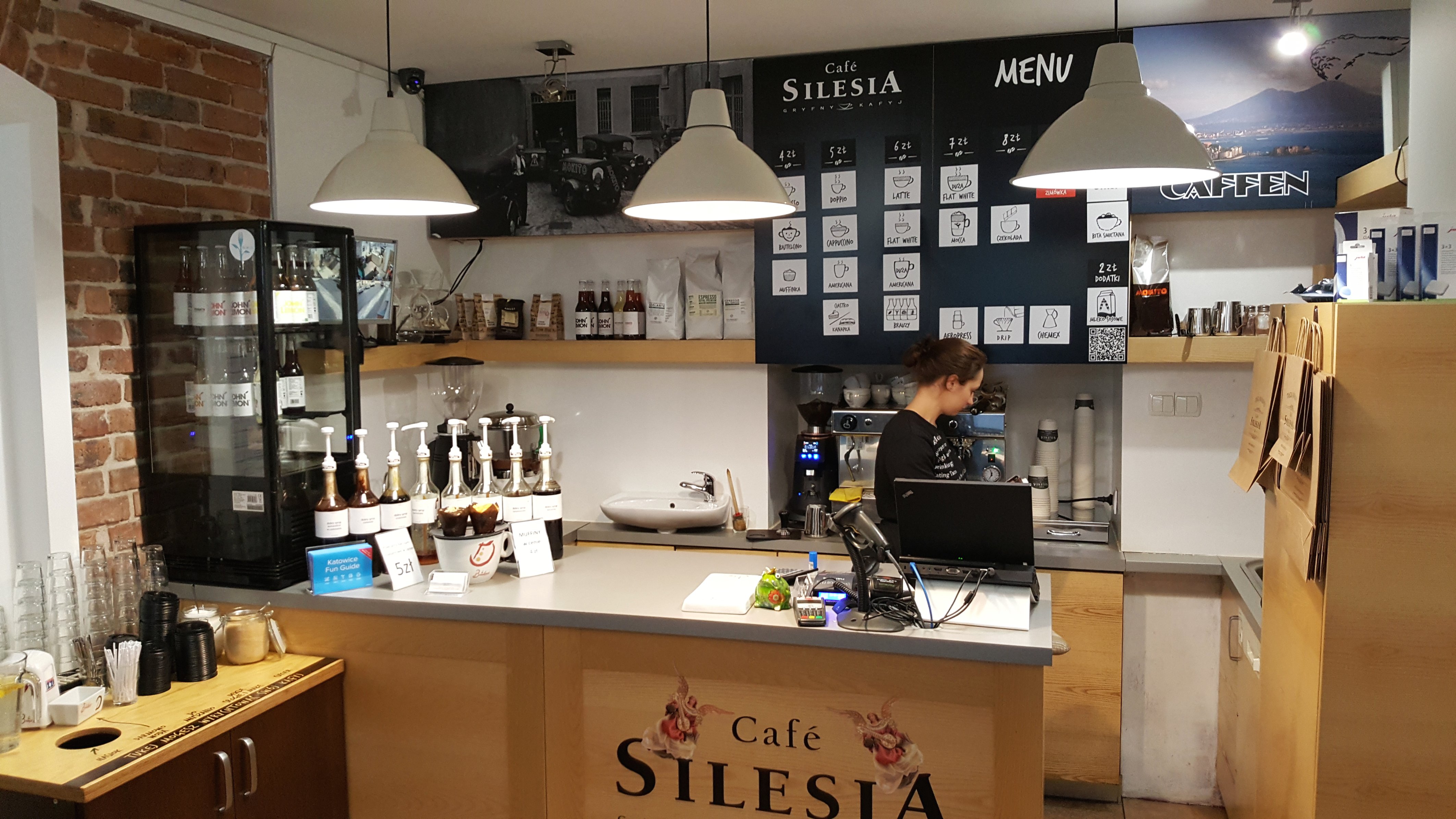 Silesia Smakuje » Katowice: Café Silesia Gryfny Kafyj przy Wojewódzkiej ma świetną kawę już za 4 zł